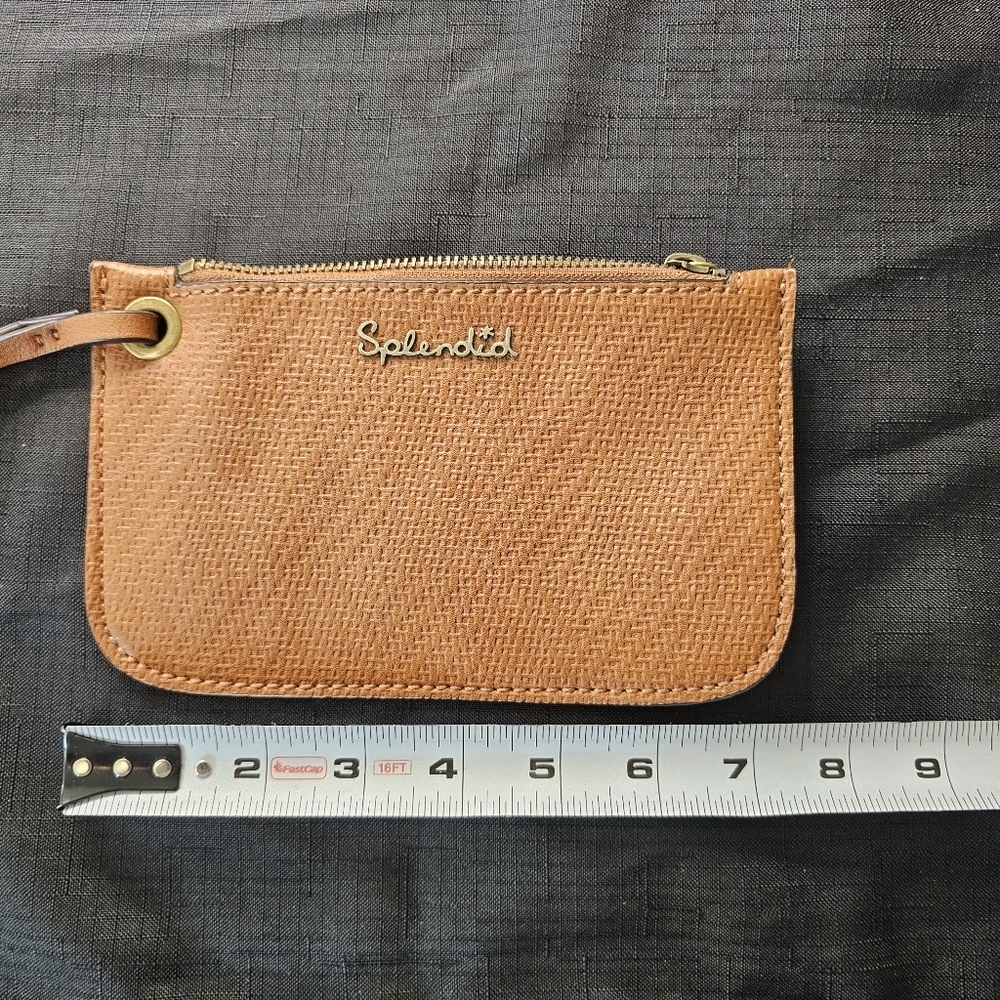 Splendid Wristlet - Picture 4 of 5